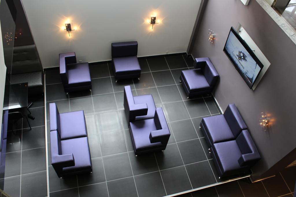 LELUX Hotel Montréal Buitenkant foto