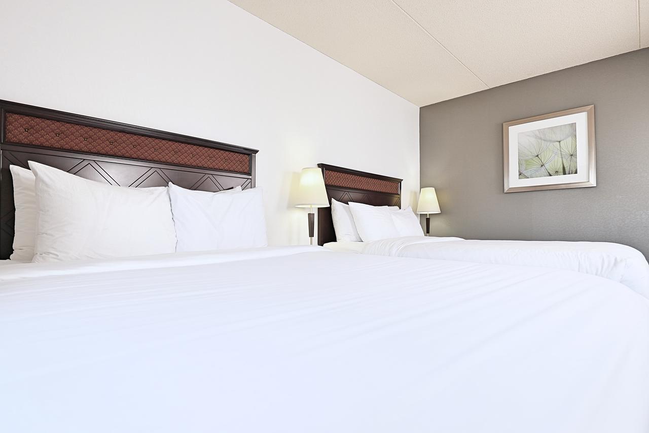 LELUX Hotel Montréal Buitenkant foto