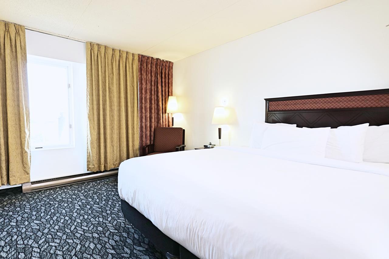 LELUX Hotel Montréal Buitenkant foto